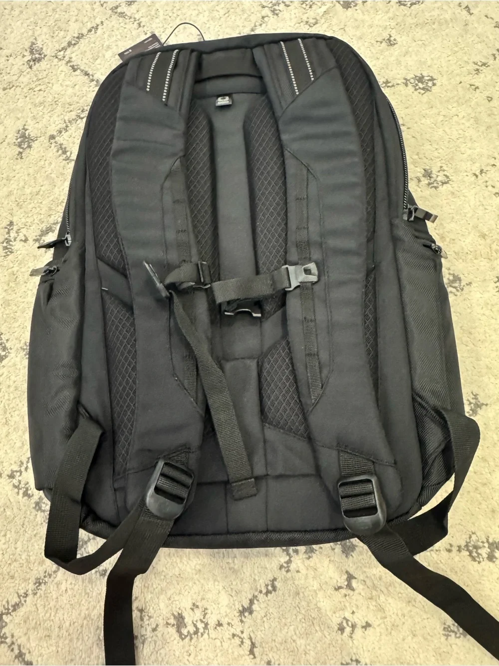 Ogio Backpack Laptop sleeve Compartments USB Charging Cable